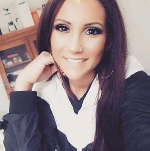 Meet your Posher, Kendall